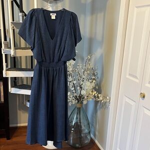 Stylishly flattering Blue V-Neck Dress DKNY